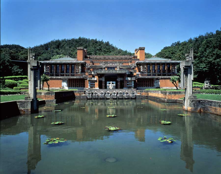 https://mdw-travel-data-us-east-1.s3.amazonaws.com/img/country/Japan/Meiji-Mura/img_01.jpg