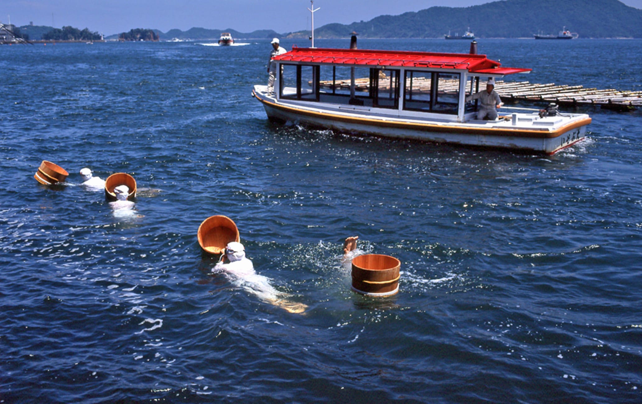 https://mdw-travel-data-us-east-1.s3.amazonaws.com/img/country/Japan/Mikimoto-Pearl-Island/img_01.jpg