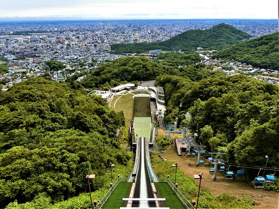 https://mdw-travel-data-us-east-1.s3.amazonaws.com/img/country/Japan/Mt-Okura-Observatory/img_03.jpg