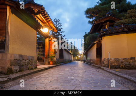 https://mdw-travel-data-us-east-1.s3.amazonaws.com/img/country/Japan/Nagamachi-Samurai-District/img_01.jpg