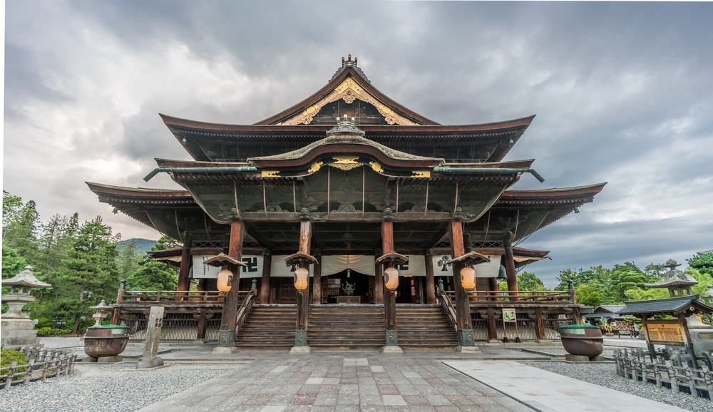 https://mdw-travel-data-us-east-1.s3.amazonaws.com/img/country/Japan/Nagano-Olympic-Stadium/img_01.jpg
