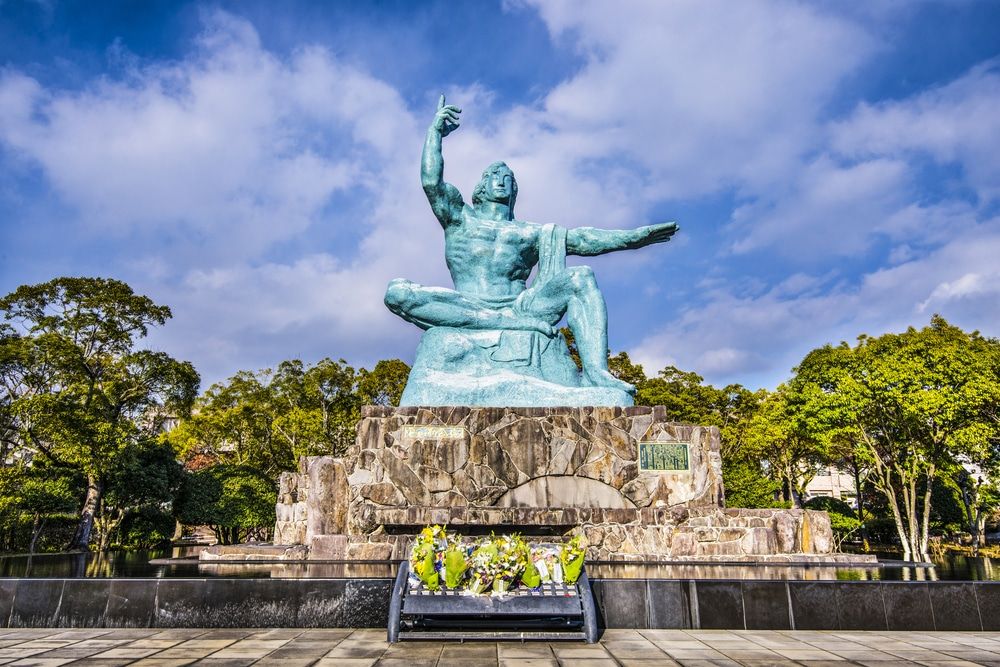 https://mdw-travel-data-us-east-1.s3.amazonaws.com/img/country/Japan/Nagasaki-Chinatown/img_01.jpg