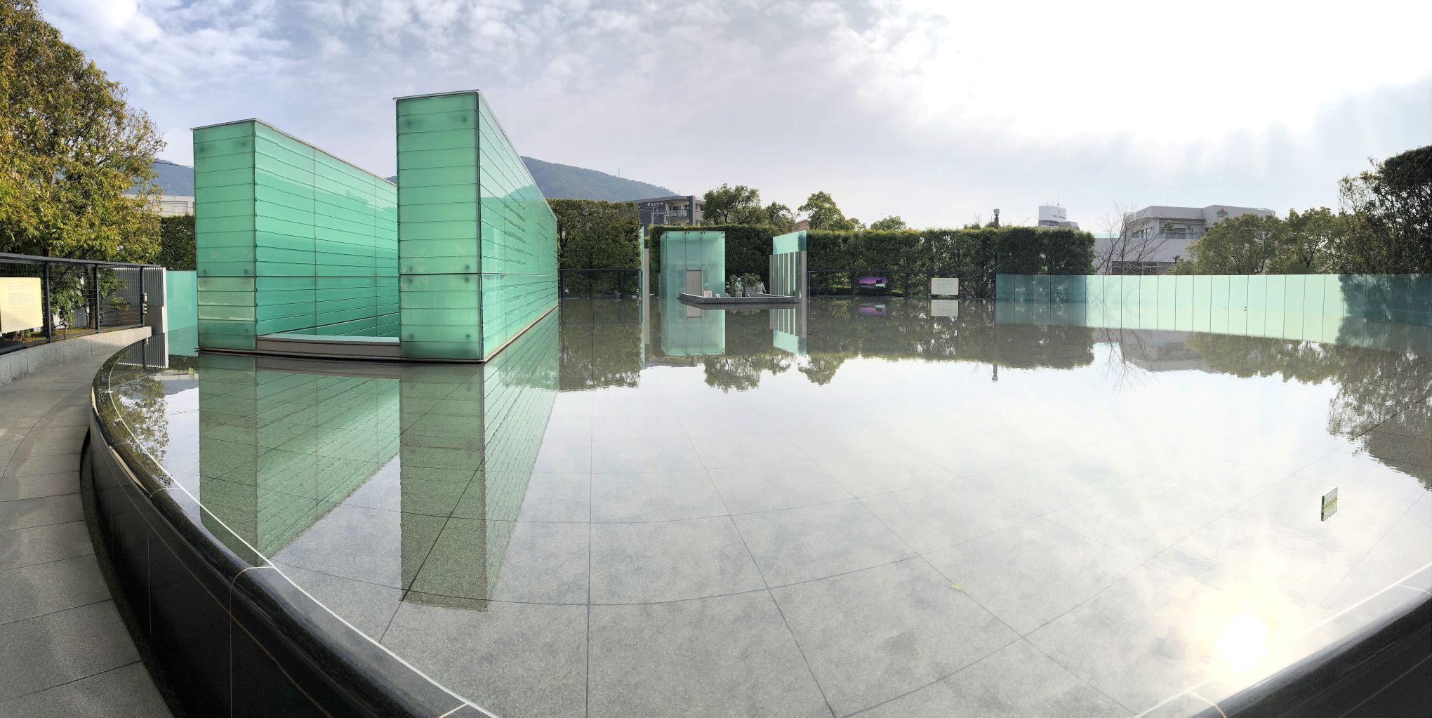 https://mdw-travel-data-us-east-1.s3.amazonaws.com/img/country/Japan/Nagasaki-National-Peace-Memorial-Hall-for-the-Atomic-Bomb-Victims/img_00.jpg