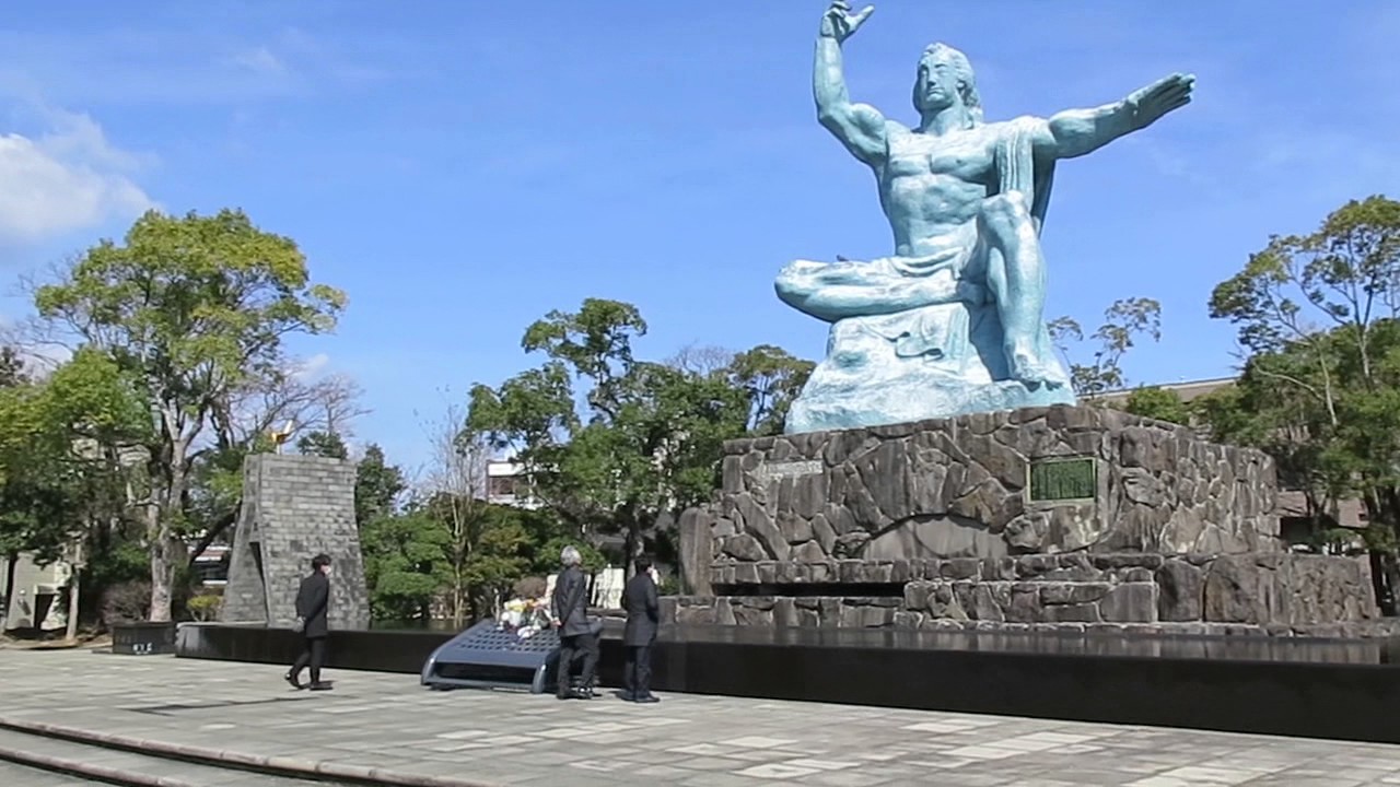 https://mdw-travel-data-us-east-1.s3.amazonaws.com/img/country/Japan/Nagasaki-Peace-Park/img_01.jpg