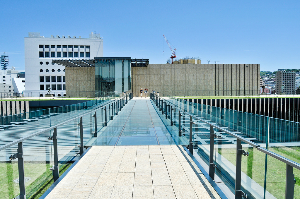 https://mdw-travel-data-us-east-1.s3.amazonaws.com/img/country/Japan/Nagasaki-Prefectural-Art-Museum/img_00.jpg