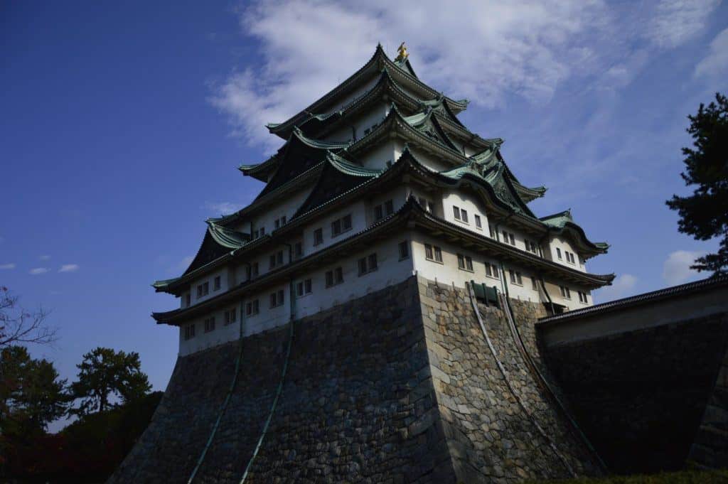 https://mdw-travel-data-us-east-1.s3.amazonaws.com/img/country/Japan/Nagoya-Castle/img_01.jpg