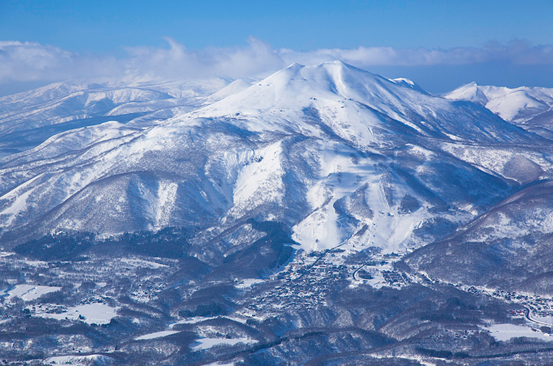 https://mdw-travel-data-us-east-1.s3.amazonaws.com/img/country/Japan/Niseko/img_03.jpg