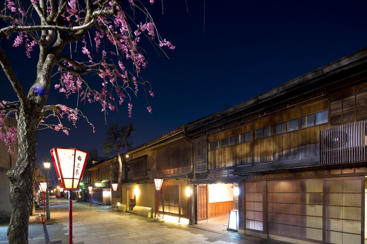 https://mdw-travel-data-us-east-1.s3.amazonaws.com/img/country/Japan/Nishi-Chaya-District/img_03.jpg