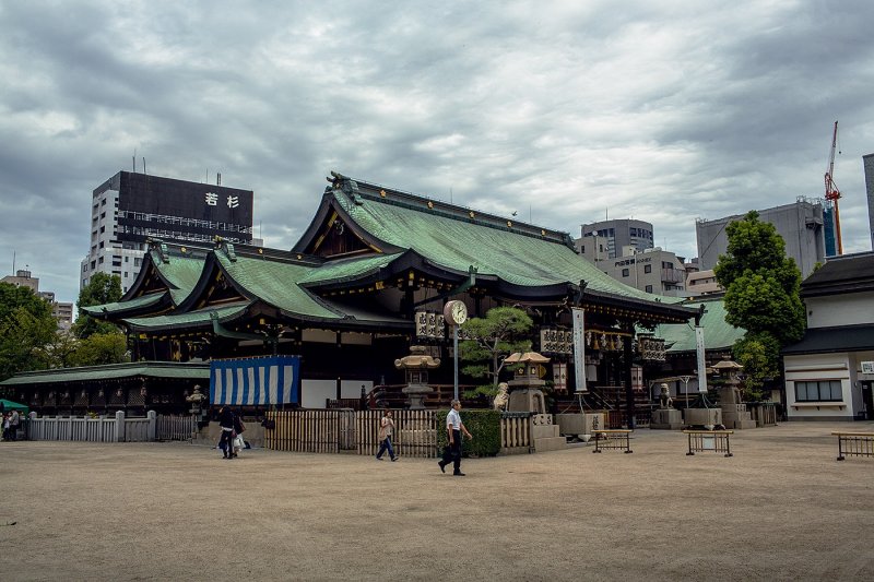 https://mdw-travel-data-us-east-1.s3.amazonaws.com/img/country/Japan/Osaka-Tenmangu-Shrine/img_01.jpg