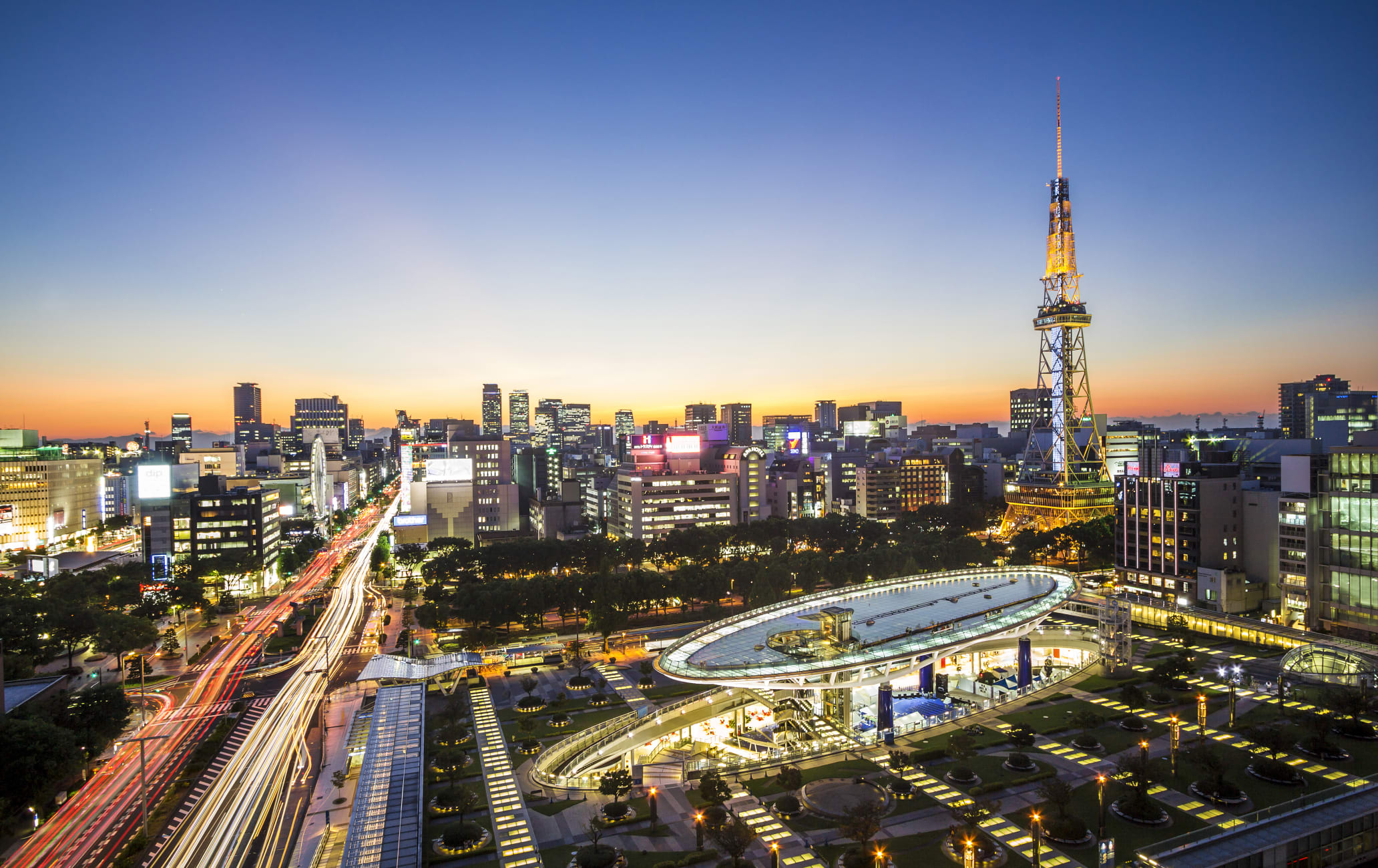 https://mdw-travel-data-us-east-1.s3.amazonaws.com/img/country/Japan/Sakae/img_00.jpg