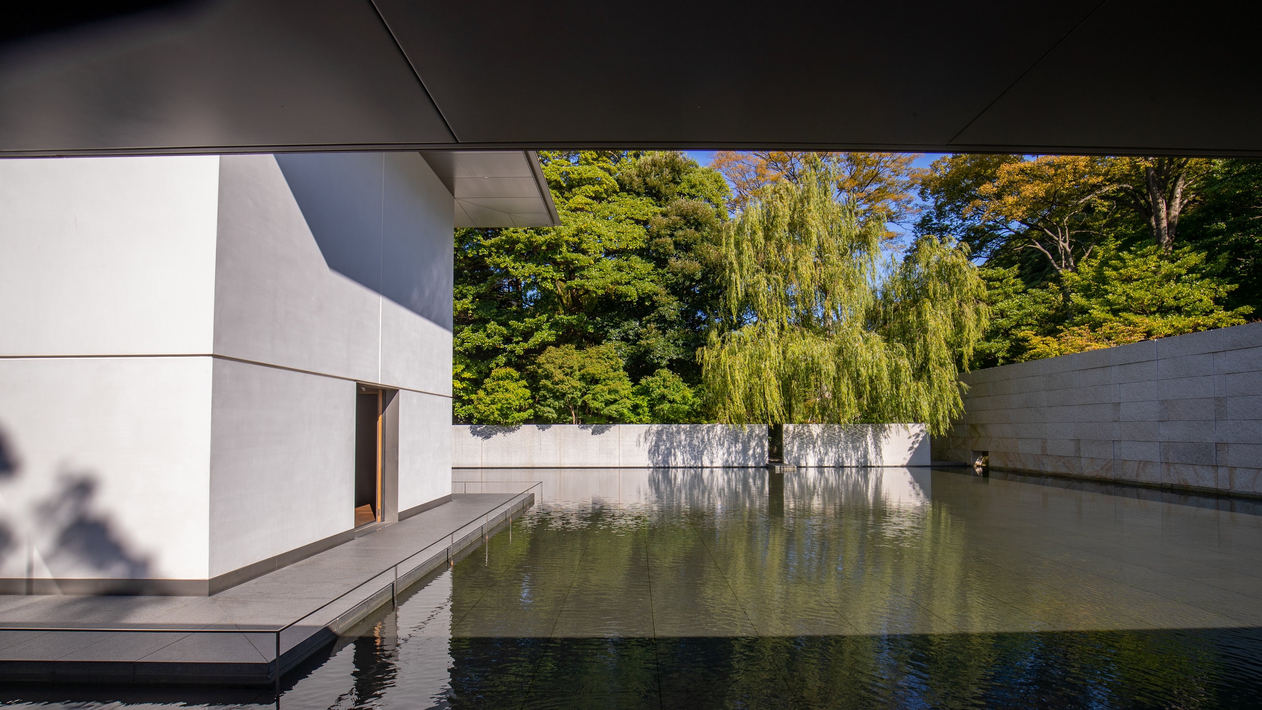 https://mdw-travel-data-us-east-1.s3.amazonaws.com/img/country/Japan/Seisonkaku-Villa/img_03.jpg