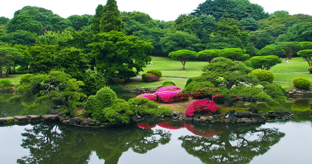 https://mdw-travel-data-us-east-1.s3.amazonaws.com/img/country/Japan/Shinjuku-Gyoen-National-Garden/img_03.jpg