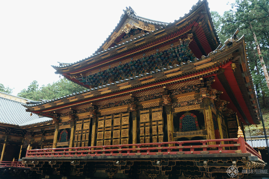 https://mdw-travel-data-us-east-1.s3.amazonaws.com/img/country/Japan/Taiyuinbyo-Shrine/img_03.jpg