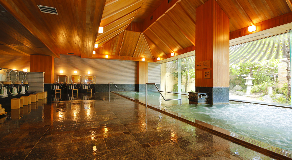 https://mdw-travel-data-us-east-1.s3.amazonaws.com/img/country/Japan/Takayama-Green-Hotel/img_01.jpg