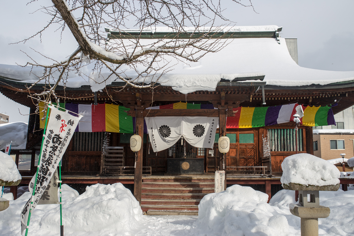 https://mdw-travel-data-us-east-1.s3.amazonaws.com/img/country/Japan/Takayama-Kanko-Bunka-Kaikan/img_02.jpg