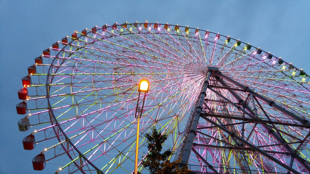 https://mdw-travel-data-us-east-1.s3.amazonaws.com/img/country/Japan/Tempozan-Ferris-Wheel/img_03.jpg