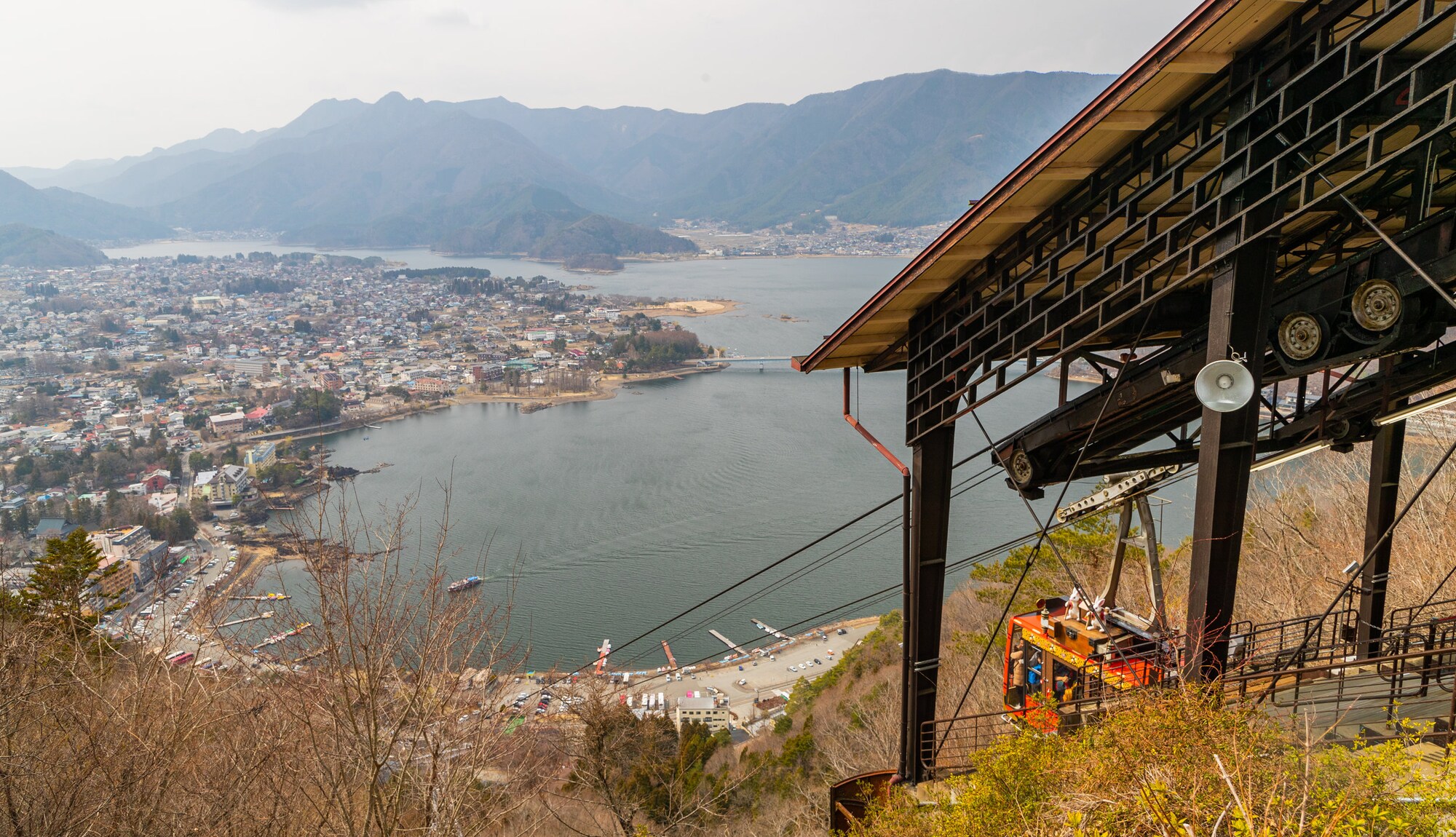 https://mdw-travel-data-us-east-1.s3.amazonaws.com/img/country/Japan/Tenjo-Yama-Park-Mt-Kachi-Kachi-Ropeway/img_03.jpg