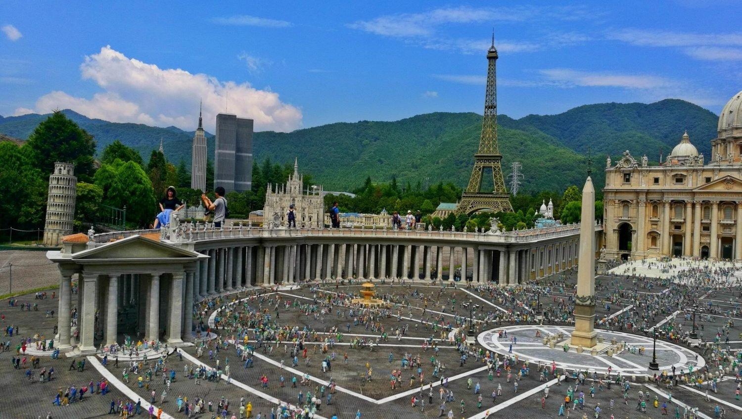 https://mdw-travel-data-us-east-1.s3.amazonaws.com/img/country/Japan/Tobu-World-Square/img_03.jpg