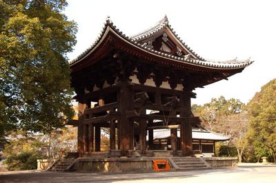 https://mdw-travel-data-us-east-1.s3.amazonaws.com/img/country/Japan/Todaiji-Temple/img_01.jpg
