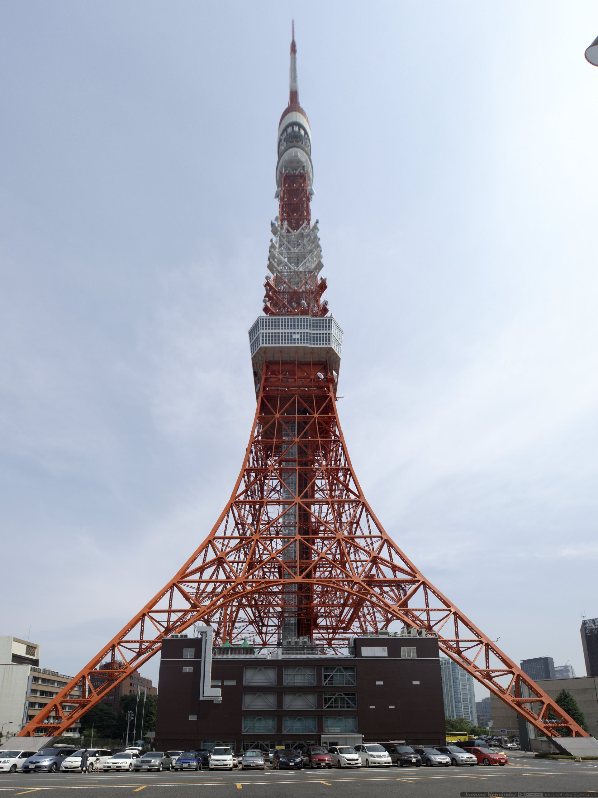 https://mdw-travel-data-us-east-1.s3.amazonaws.com/img/country/Japan/Tokyo-Tower/img_03.jpg