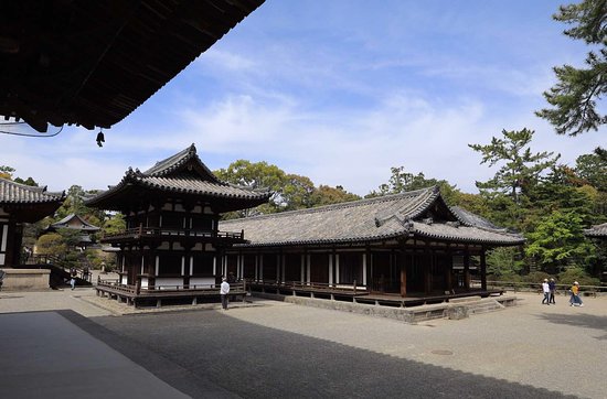https://mdw-travel-data-us-east-1.s3.amazonaws.com/img/country/Japan/Toshodai-ji-Temple/img_02.jpg