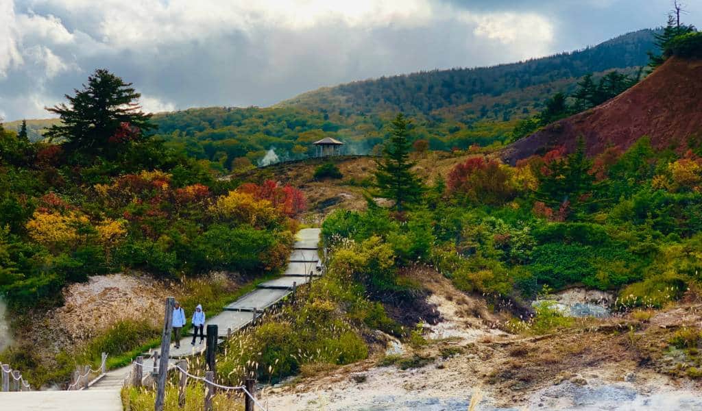 https://mdw-travel-data-us-east-1.s3.amazonaws.com/img/country/Japan/Towada-Hachimantai-National-Park/img_02.jpg