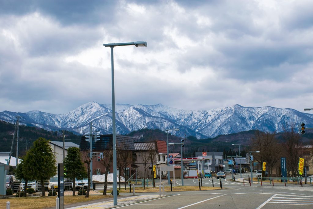 https://mdw-travel-data-us-east-1.s3.amazonaws.com/img/country/Japan/Tsuru-no-Yu/img_01.jpg
