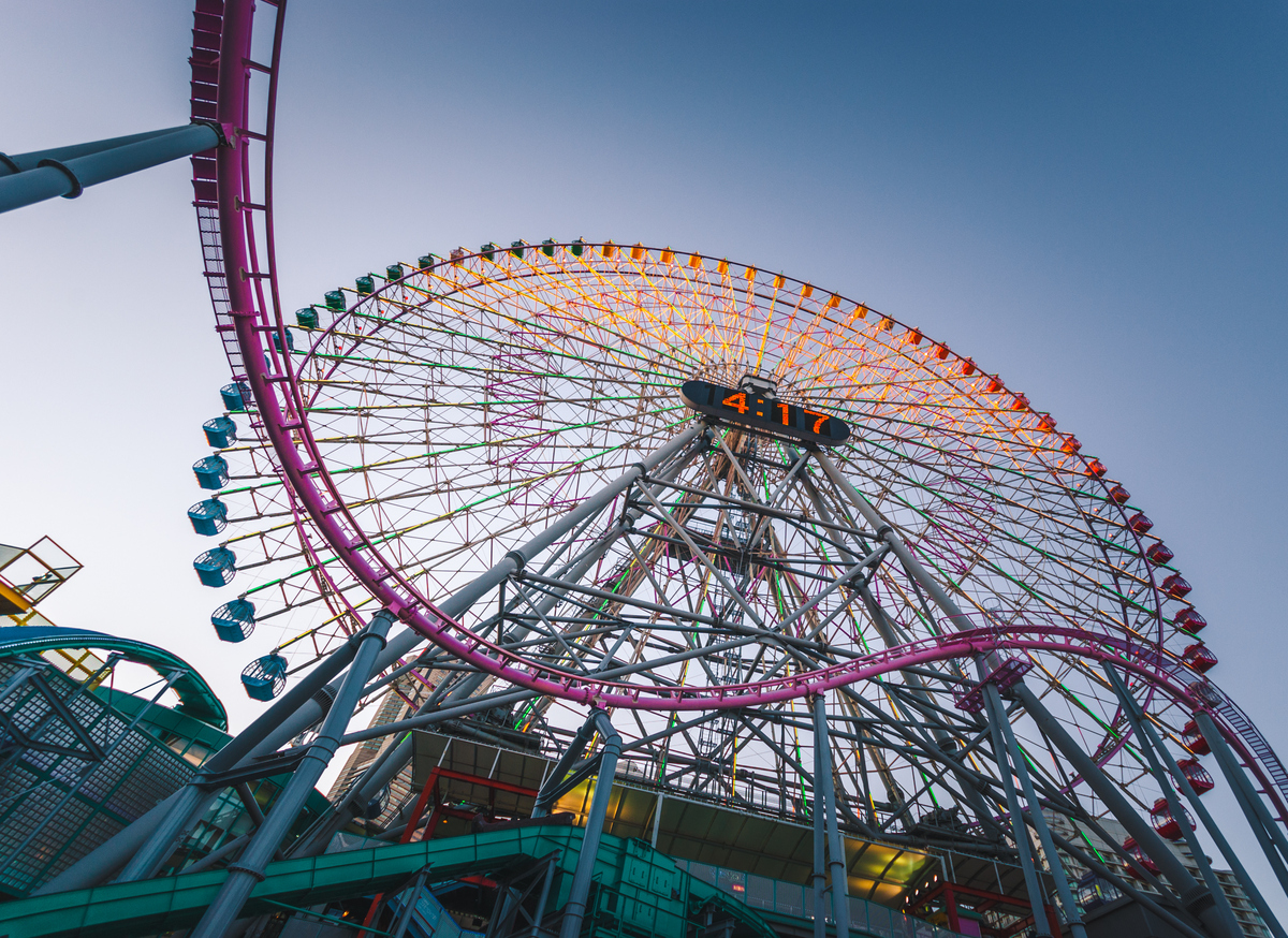 https://mdw-travel-data-us-east-1.s3.amazonaws.com/img/country/Japan/Yokohama-Cosmo-World/img_03.jpg