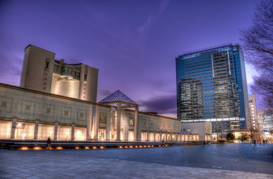 https://mdw-travel-data-us-east-1.s3.amazonaws.com/img/country/Japan/Yokohama-Museum-of-Art/img_03.jpg