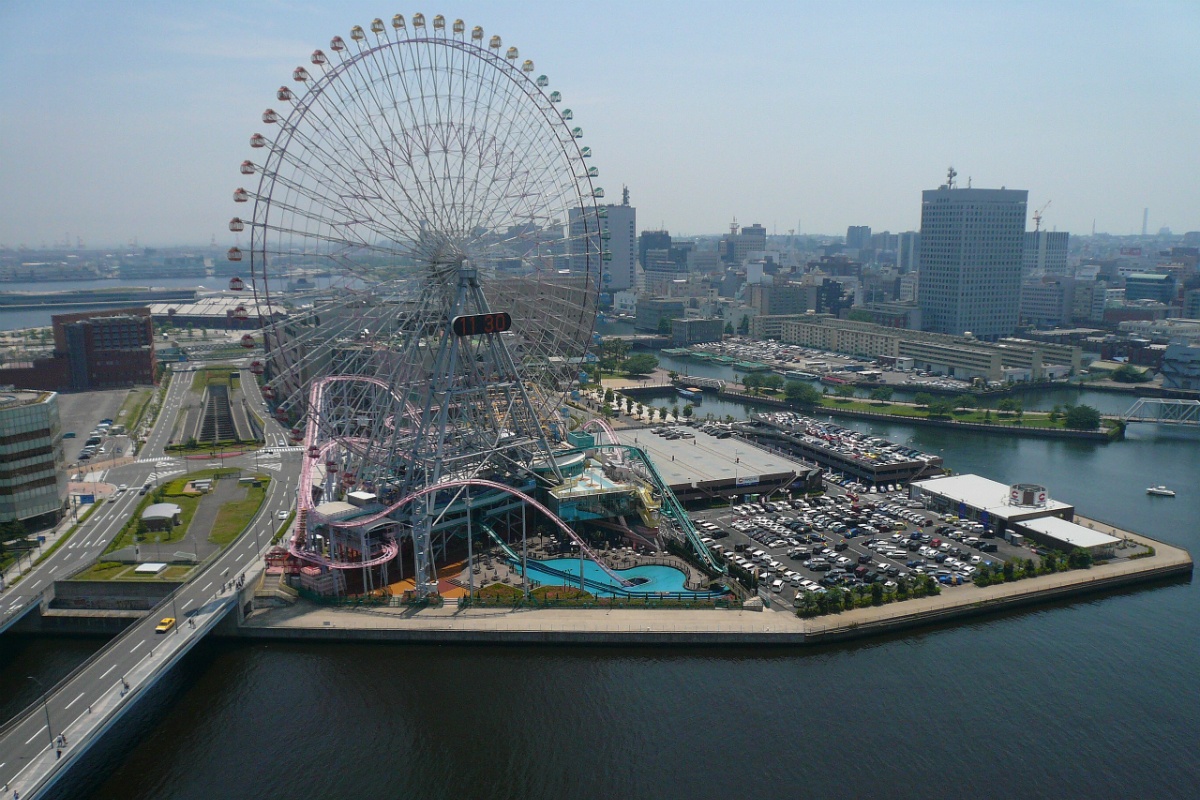 https://mdw-travel-data-us-east-1.s3.amazonaws.com/img/country/Japan/Yokohama-Nigiwai-Za/img_01.jpg