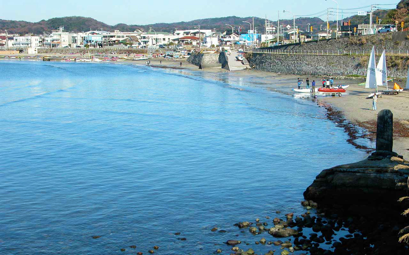 https://mdw-travel-data-us-east-1.s3.amazonaws.com/img/country/Japan/Zaimokuza-Beach/img_01.jpg