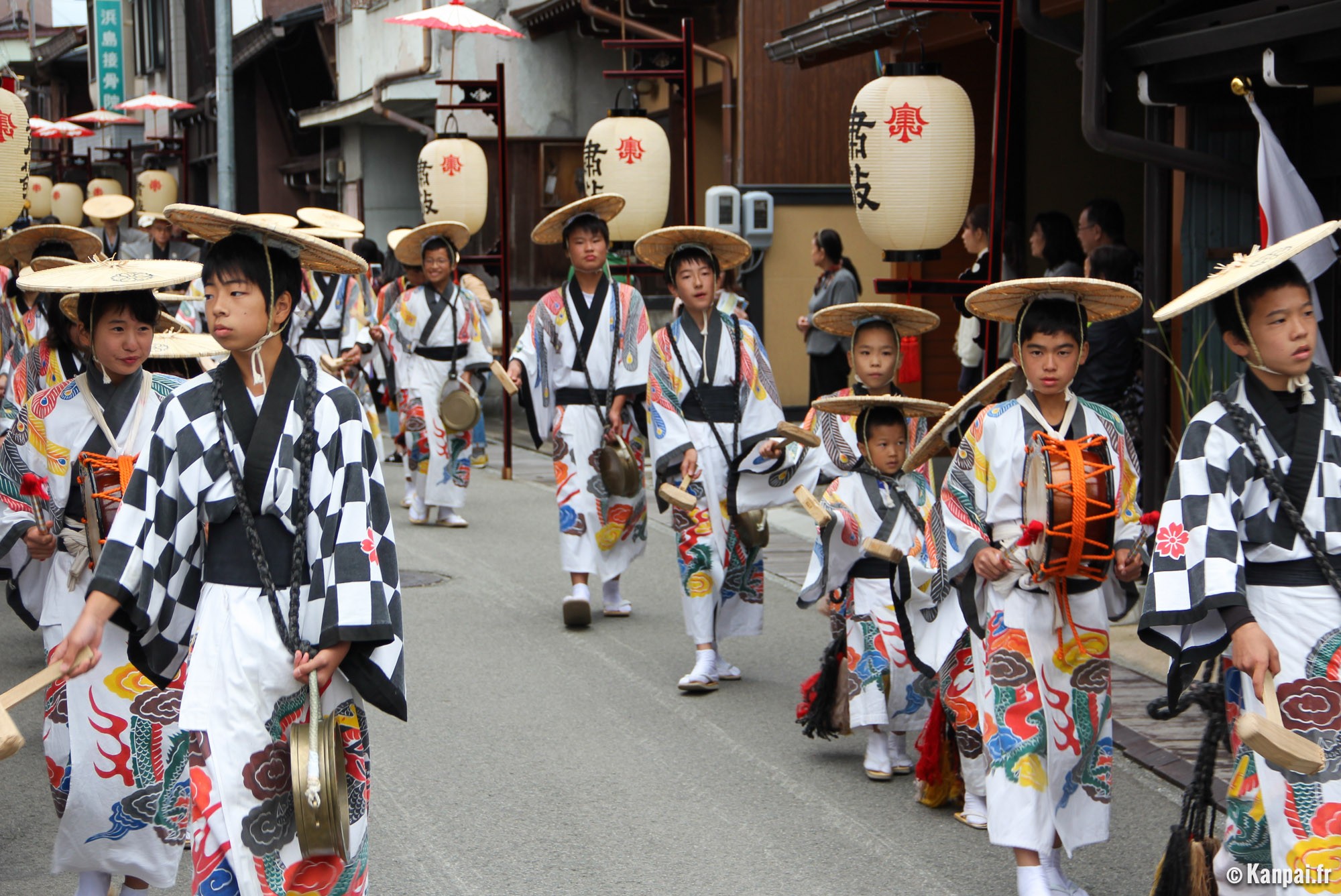 https://mdw-travel-data-us-east-1.s3.amazonaws.com/img/country/Japan/Zenkoji-Takayama-Matsuri-Joint-Festival/img_02.jpg