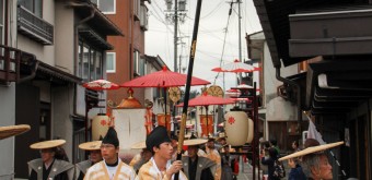 https://mdw-travel-data-us-east-1.s3.amazonaws.com/img/country/Japan/Zenkoji-Takayama-Matsuri-Joint-Festival/img_03.jpg
