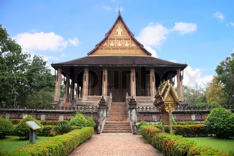 https://mdw-travel-data-us-east-1.s3.amazonaws.com/img/country/Laos/Ban-Hat-Kheo/img_03.jpg