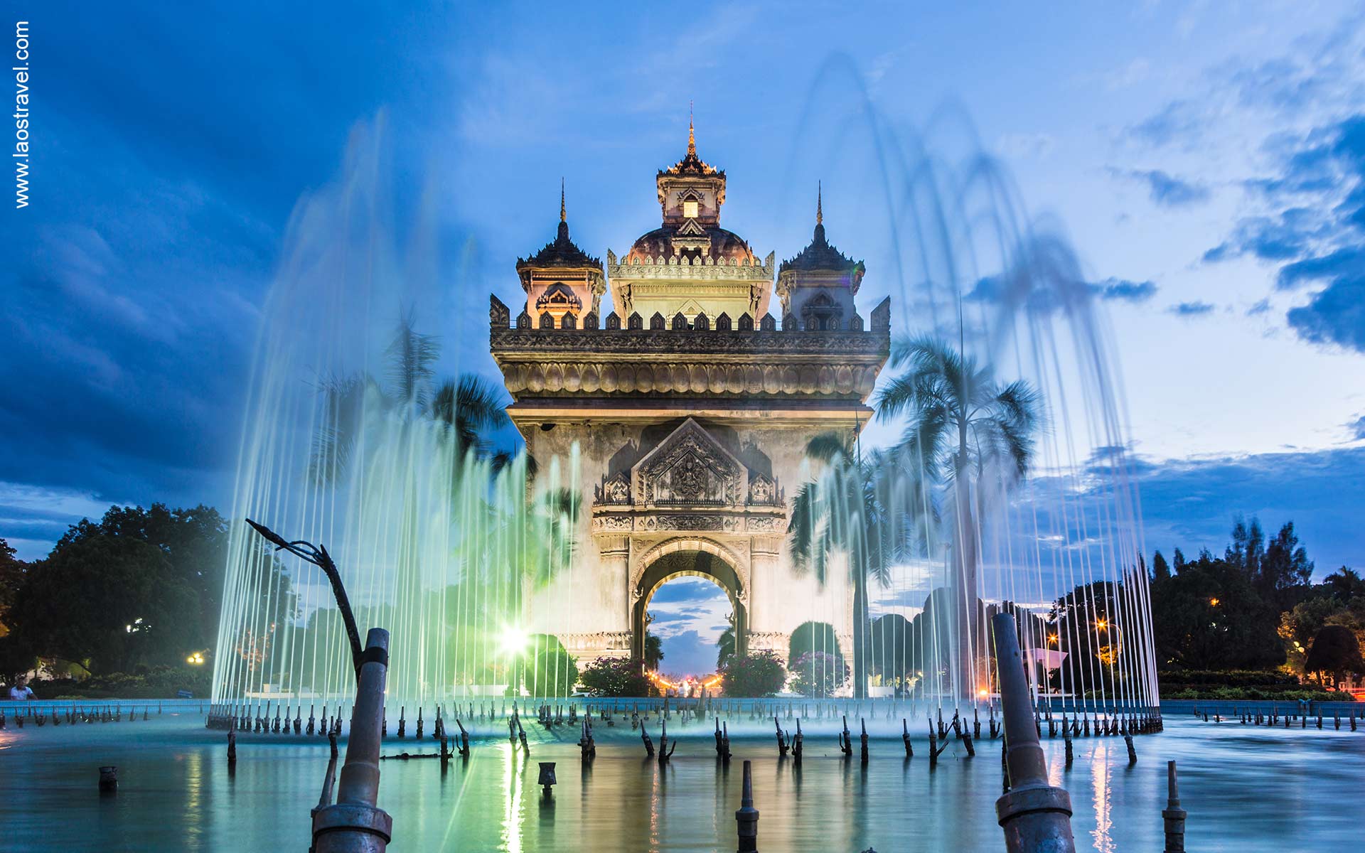 https://mdw-travel-data-us-east-1.s3.amazonaws.com/img/country/Laos/Ban-Lom/img_03.jpg