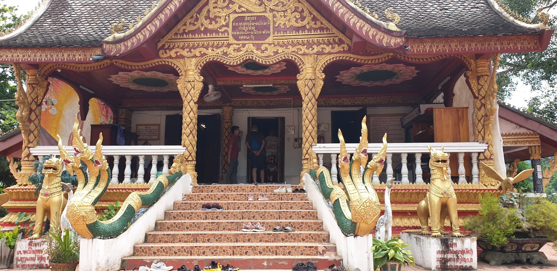 https://mdw-travel-data-us-east-1.s3.amazonaws.com/img/country/Laos/Ban-Muang-Khong-Temple/img_03.jpg