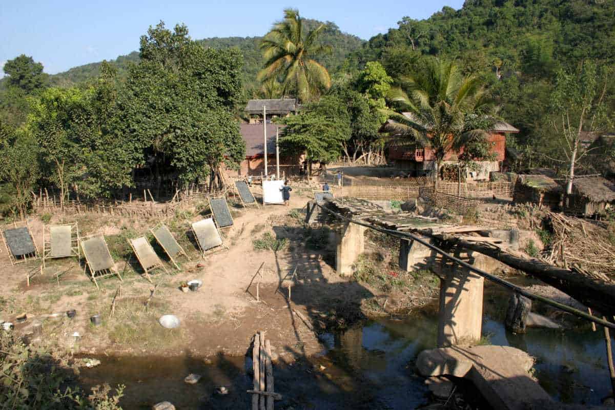 https://mdw-travel-data-us-east-1.s3.amazonaws.com/img/country/Laos/Ban-Na-Nam/img_01.jpg