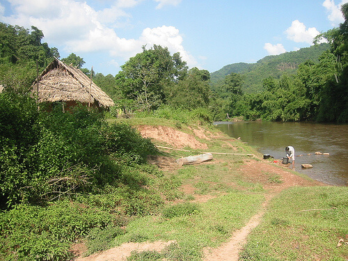 https://mdw-travel-data-us-east-1.s3.amazonaws.com/img/country/Laos/Ban-Nalan-Trail/img_02.jpg