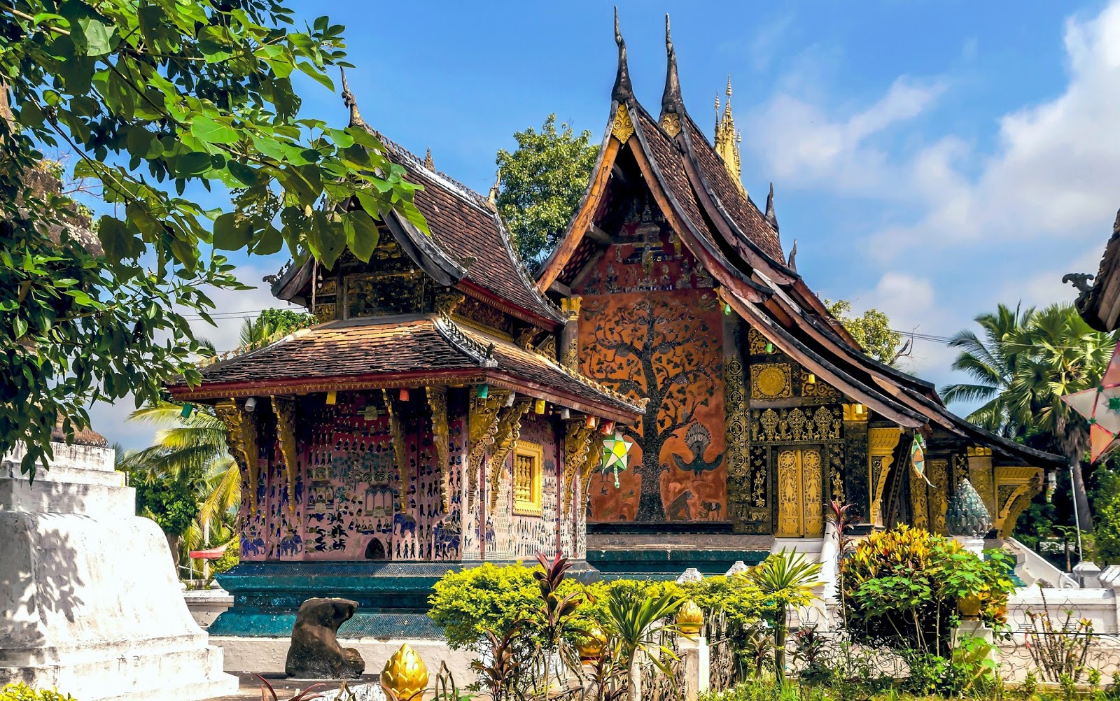 https://mdw-travel-data-us-east-1.s3.amazonaws.com/img/country/Laos/Ban-Pong-Leua/img_01.jpg