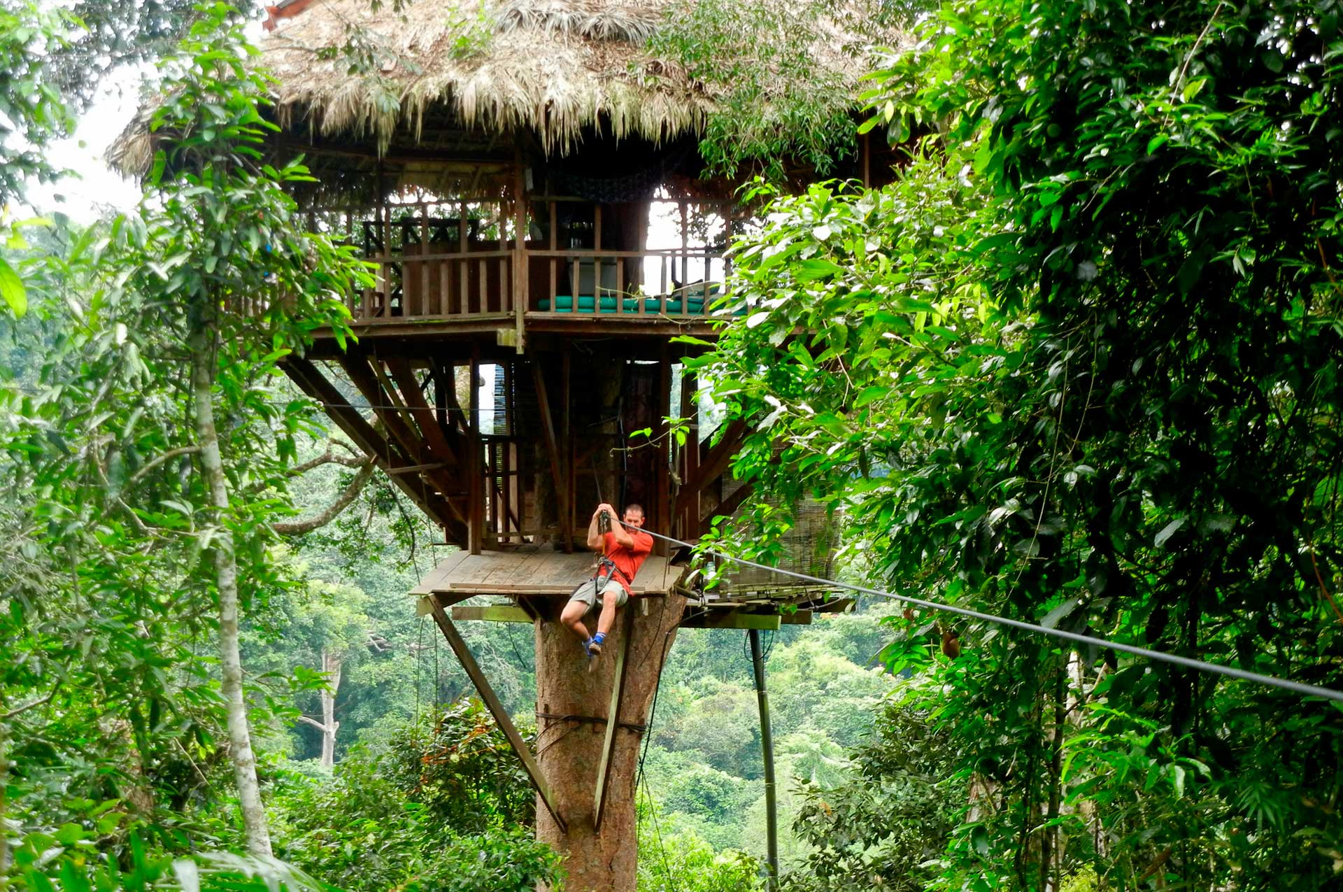 https://mdw-travel-data-us-east-1.s3.amazonaws.com/img/country/Laos/Bokeo-Gibbon-Sanctuary/img_01.jpg