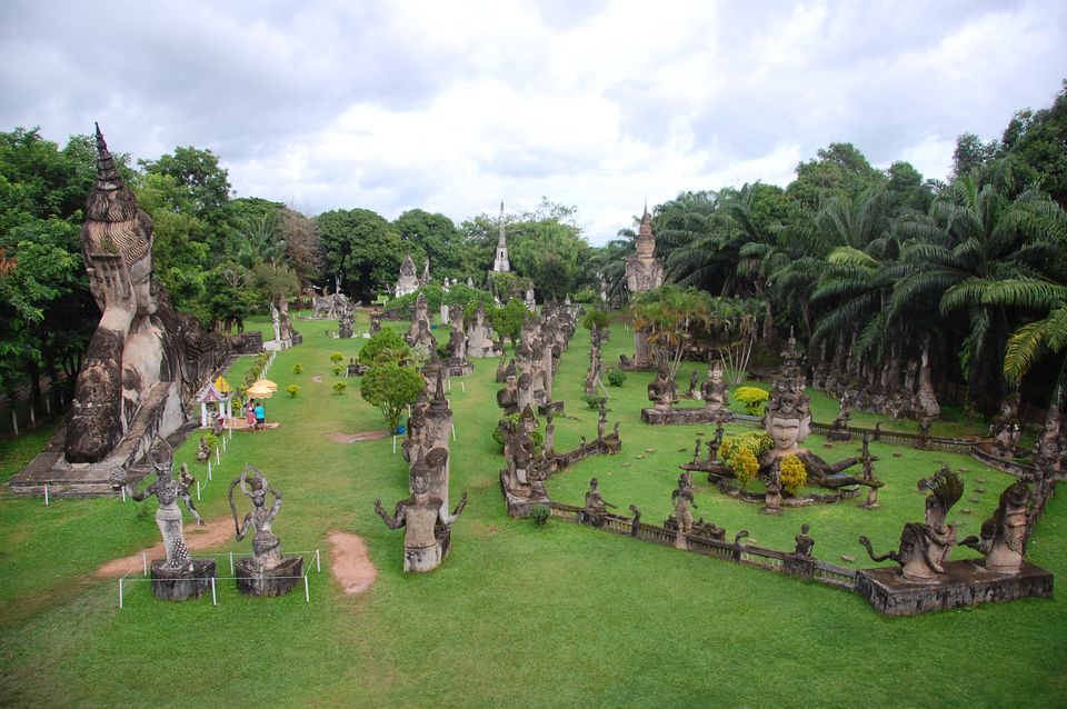 https://mdw-travel-data-us-east-1.s3.amazonaws.com/img/country/Laos/Buddha-Park/img_02.jpg