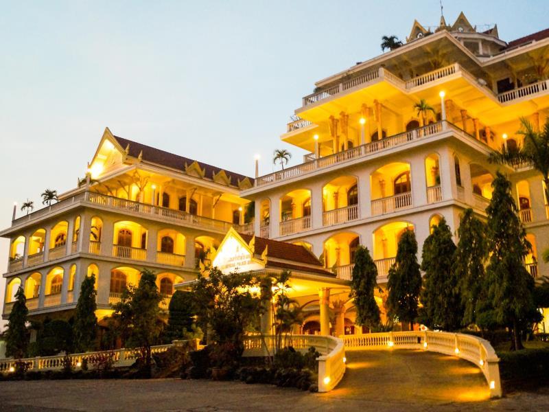 https://mdw-travel-data-us-east-1.s3.amazonaws.com/img/country/Laos/Champasak-Palace-Hotel/img_00.jpg