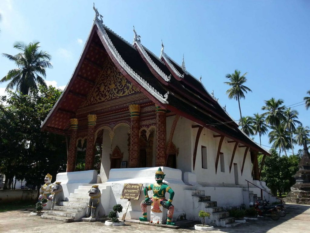 https://mdw-travel-data-us-east-1.s3.amazonaws.com/img/country/Laos/Golden-City-Temple-Wat-Aham/img_03.jpg