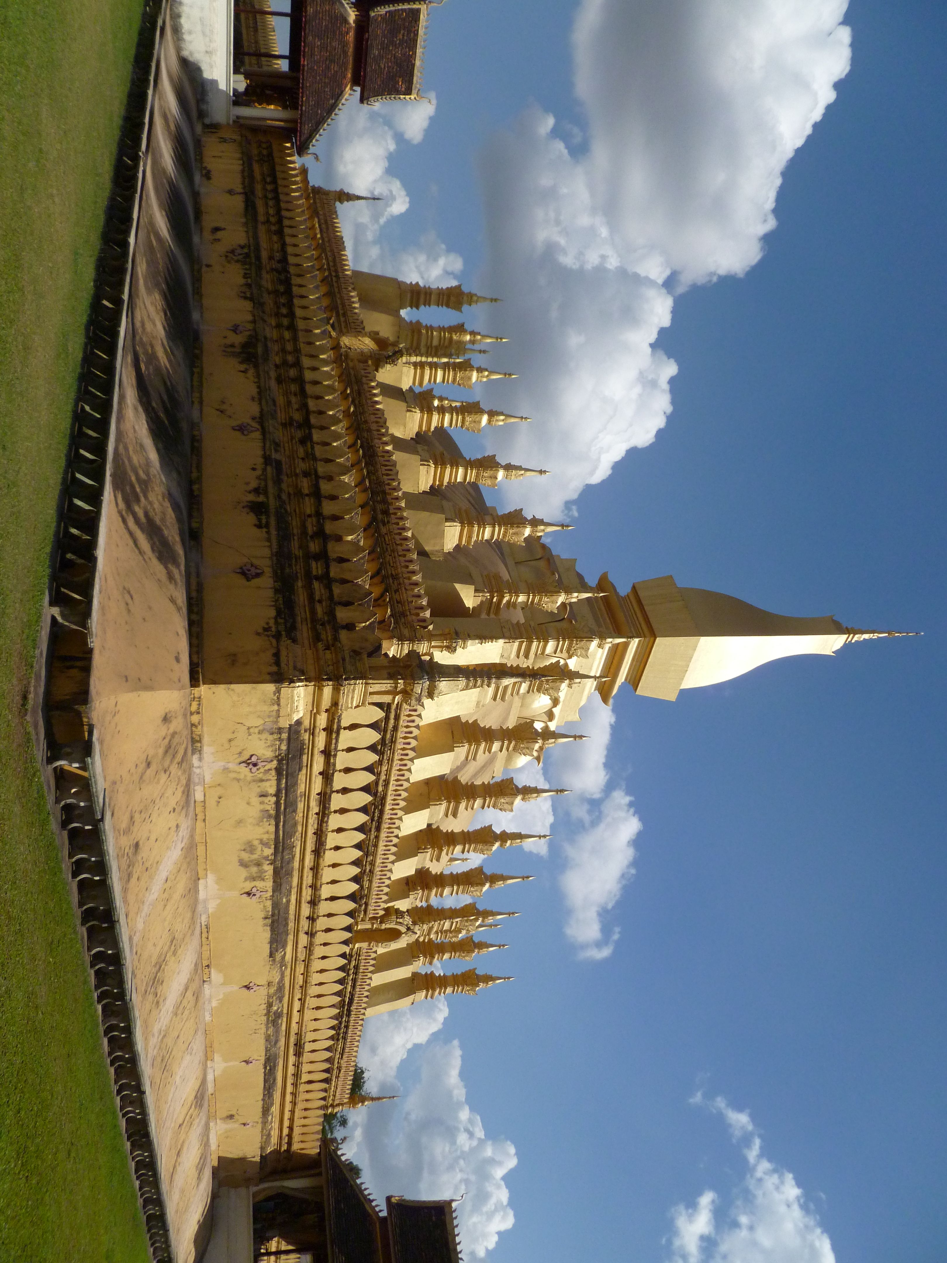 https://mdw-travel-data-us-east-1.s3.amazonaws.com/img/country/Laos/Golden-Stupa/img_02.jpg