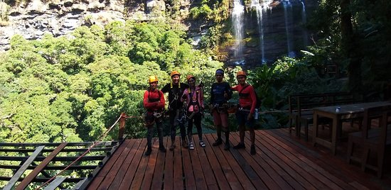 https://mdw-travel-data-us-east-1.s3.amazonaws.com/img/country/Laos/Green-Discovery-Tours/img_00.jpg