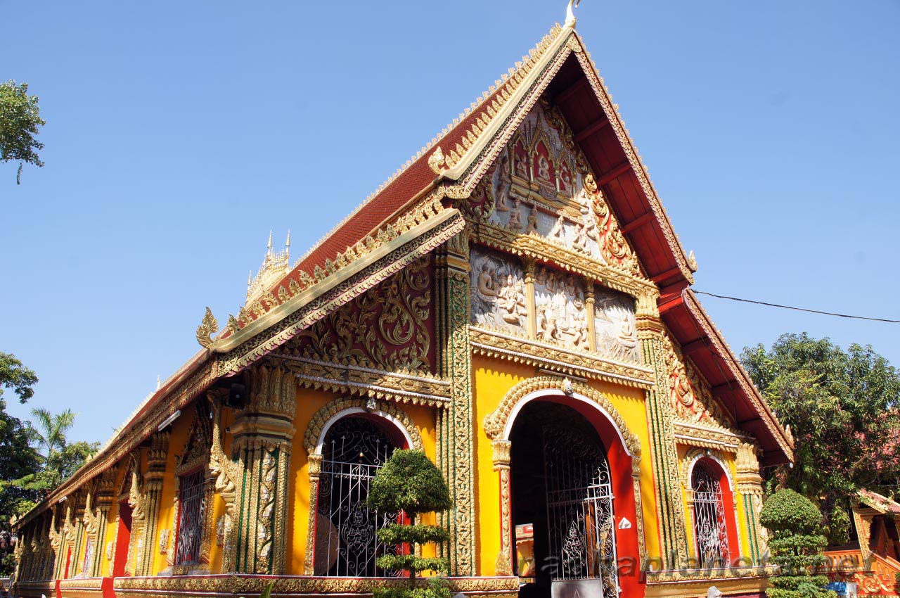 https://mdw-travel-data-us-east-1.s3.amazonaws.com/img/country/Laos/Hang-Meuang-Temple/img_02.jpg