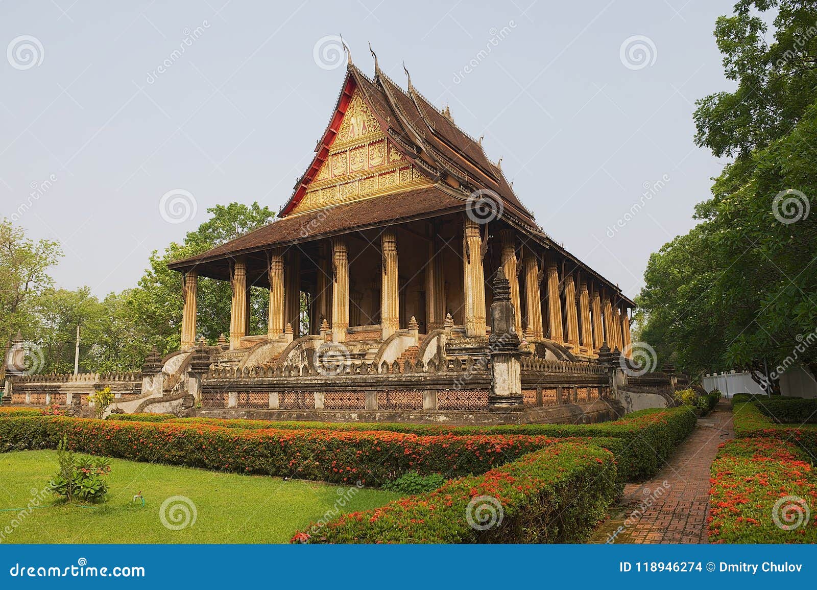 https://mdw-travel-data-us-east-1.s3.amazonaws.com/img/country/Laos/Haw-Phra-Kaew-Museum/img_02.jpg