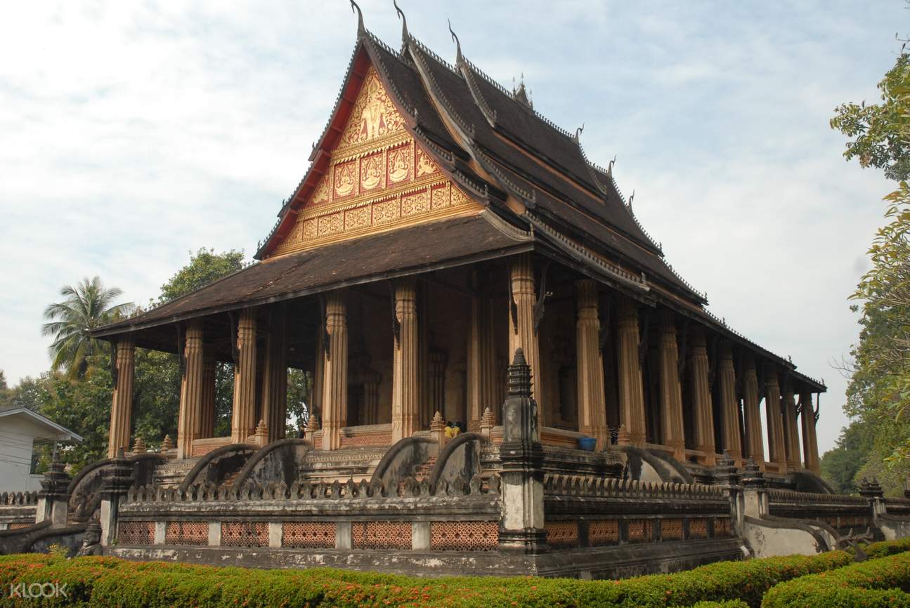 https://mdw-travel-data-us-east-1.s3.amazonaws.com/img/country/Laos/Ho-Phra-Keo-Temple/img_00.jpg