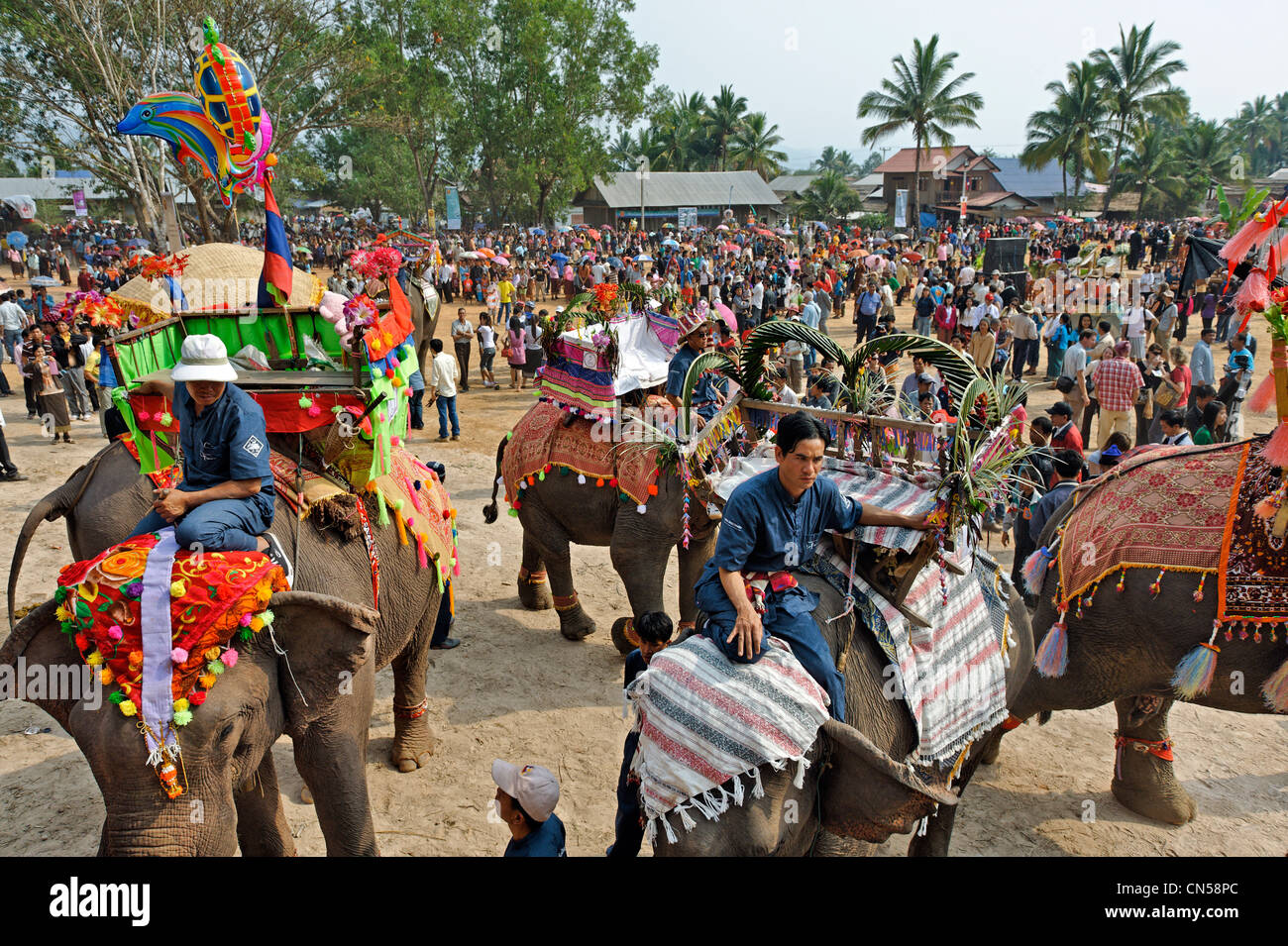 https://mdw-travel-data-us-east-1.s3.amazonaws.com/img/country/Laos/Hongsa-Elephant-Festival/img_02.jpg