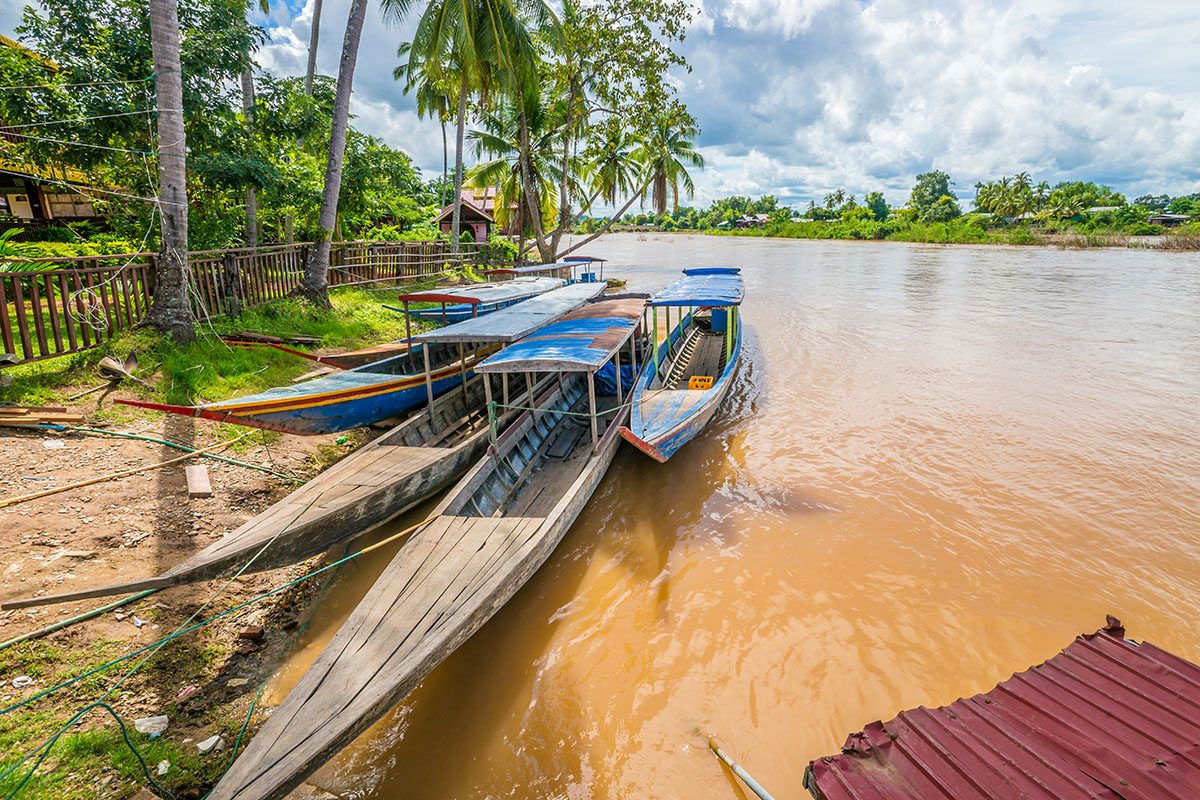 https://mdw-travel-data-us-east-1.s3.amazonaws.com/img/country/Laos/Khon-Island/img_03.jpg